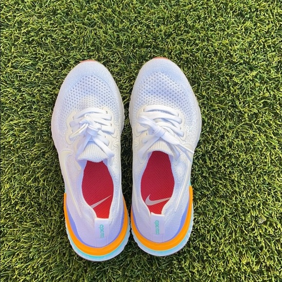 Nike Epic React Flyknit 2 - Picture 4 of 5